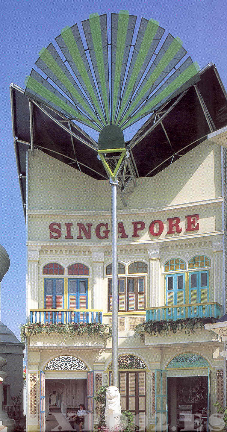 Pabellón de Singapur, con el abanico.